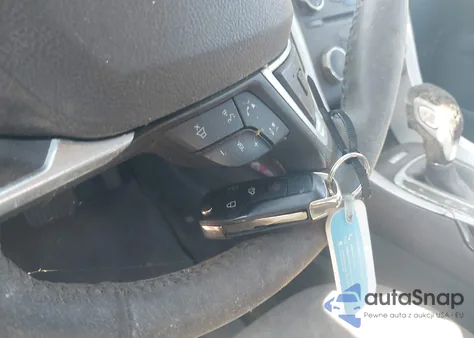 2015 Ford Fusion Se z USA, uszkodzony, nr VIN 3FA6P0H72FR146373